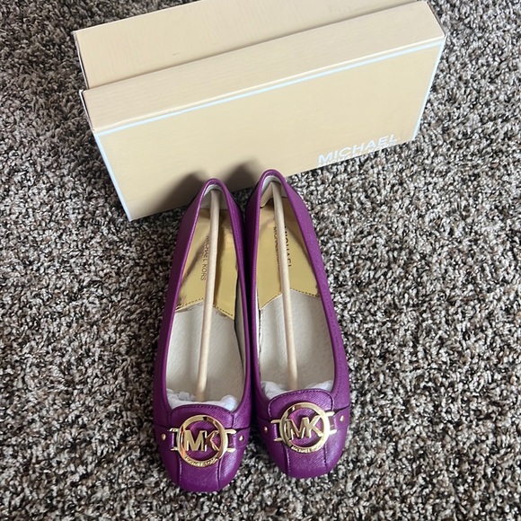 Michael Kors Fulton Mocs. Brand new never been worn - Picture 1 of 5